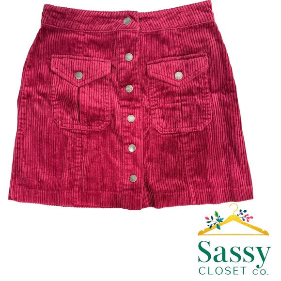 Forever 21 Burgundy Red Corduroy Mini Skirt RN#94981 Women’s XS Snap Front - Picture 1 of 6